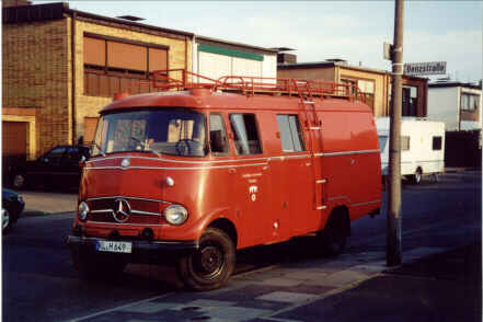 LF 8 parkt in der "Benzstrasse"